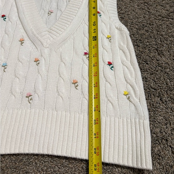 Free People White Knit Top with Blue Floral Accent - Picture 4 of 8